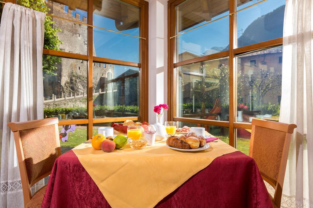 Hotel Antica Croce - Gardaslowemotion Tenno Exterior photo