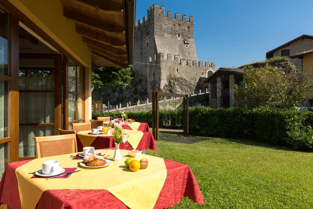 Hotel Antica Croce - Gardaslowemotion Tenno Exterior photo